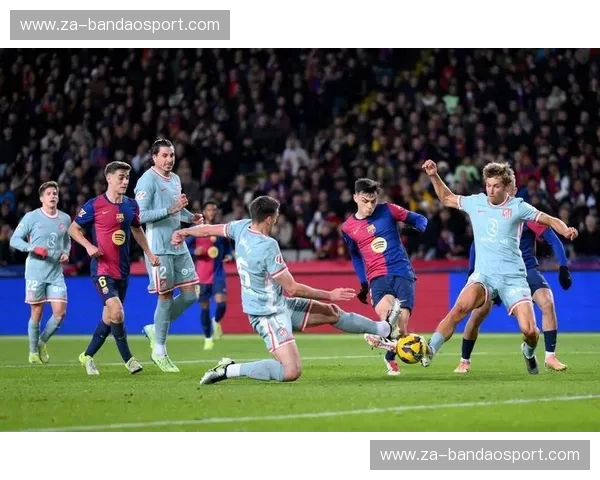 诺坎普的狂欢，巴黎的泪水：2017欧冠巴萨大逆转的史诗